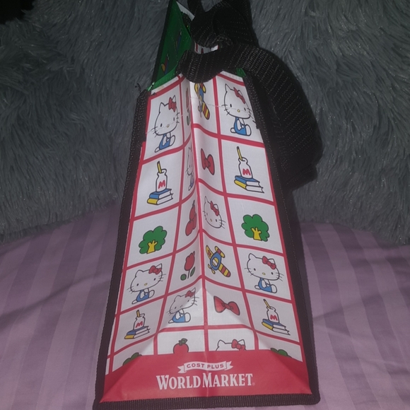 Hello Kitty  & Friend's Totes - Picture 5 of 5